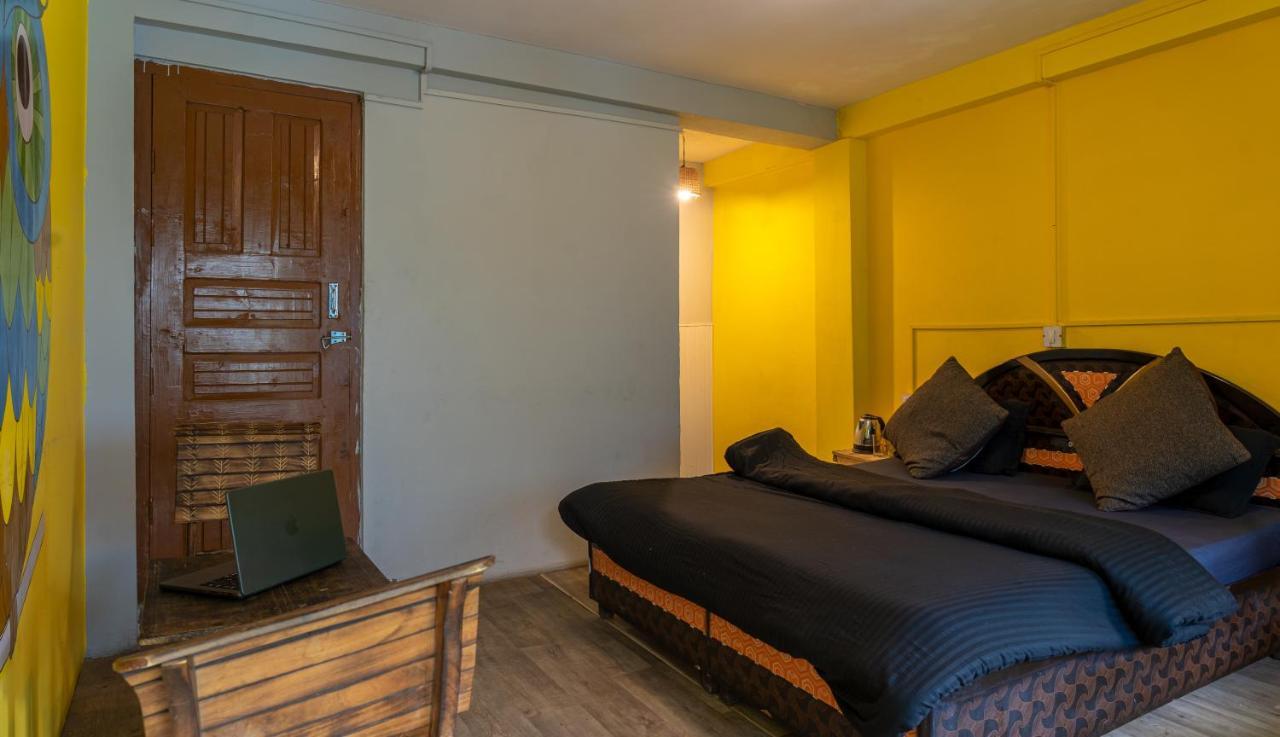 Whoopers Hostel Tosh Εξωτερικό φωτογραφία