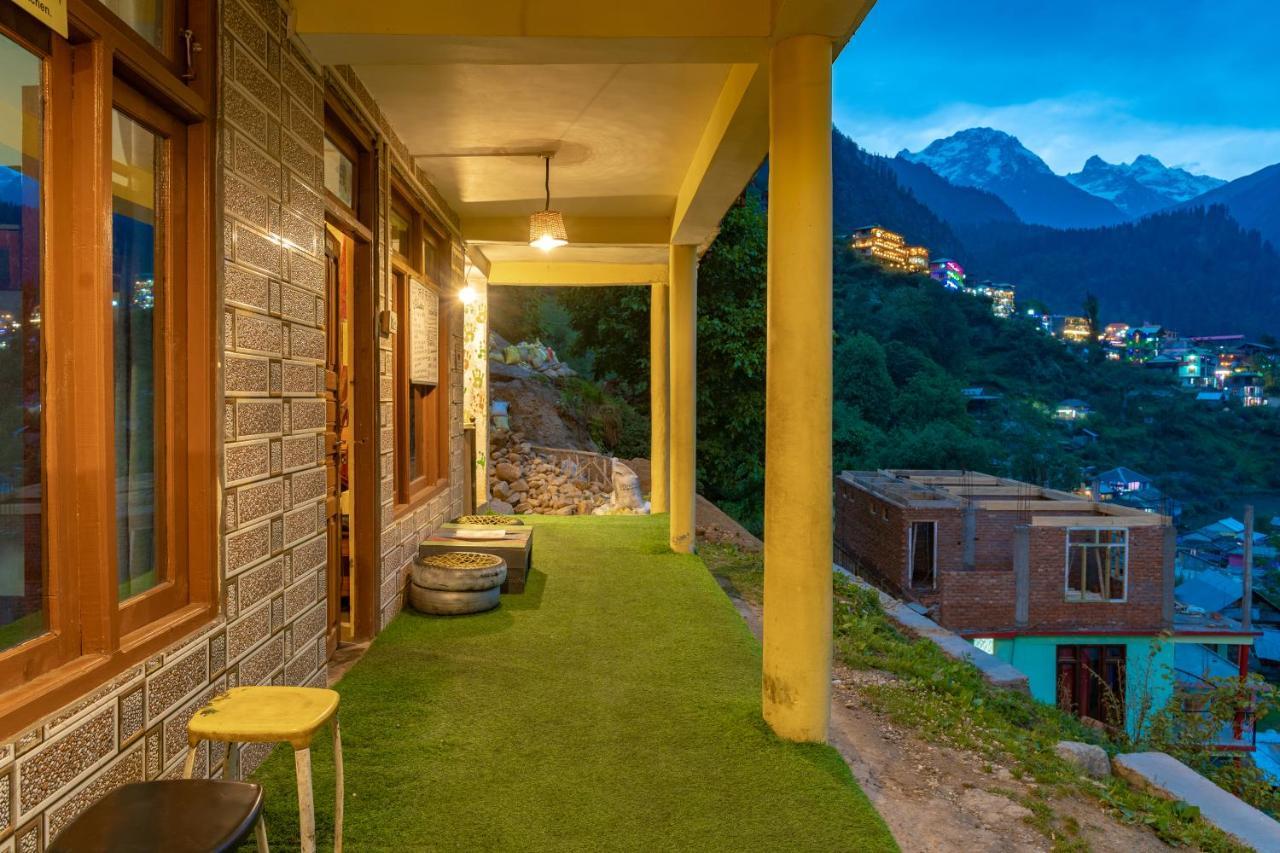 Whoopers Hostel Tosh Εξωτερικό φωτογραφία
