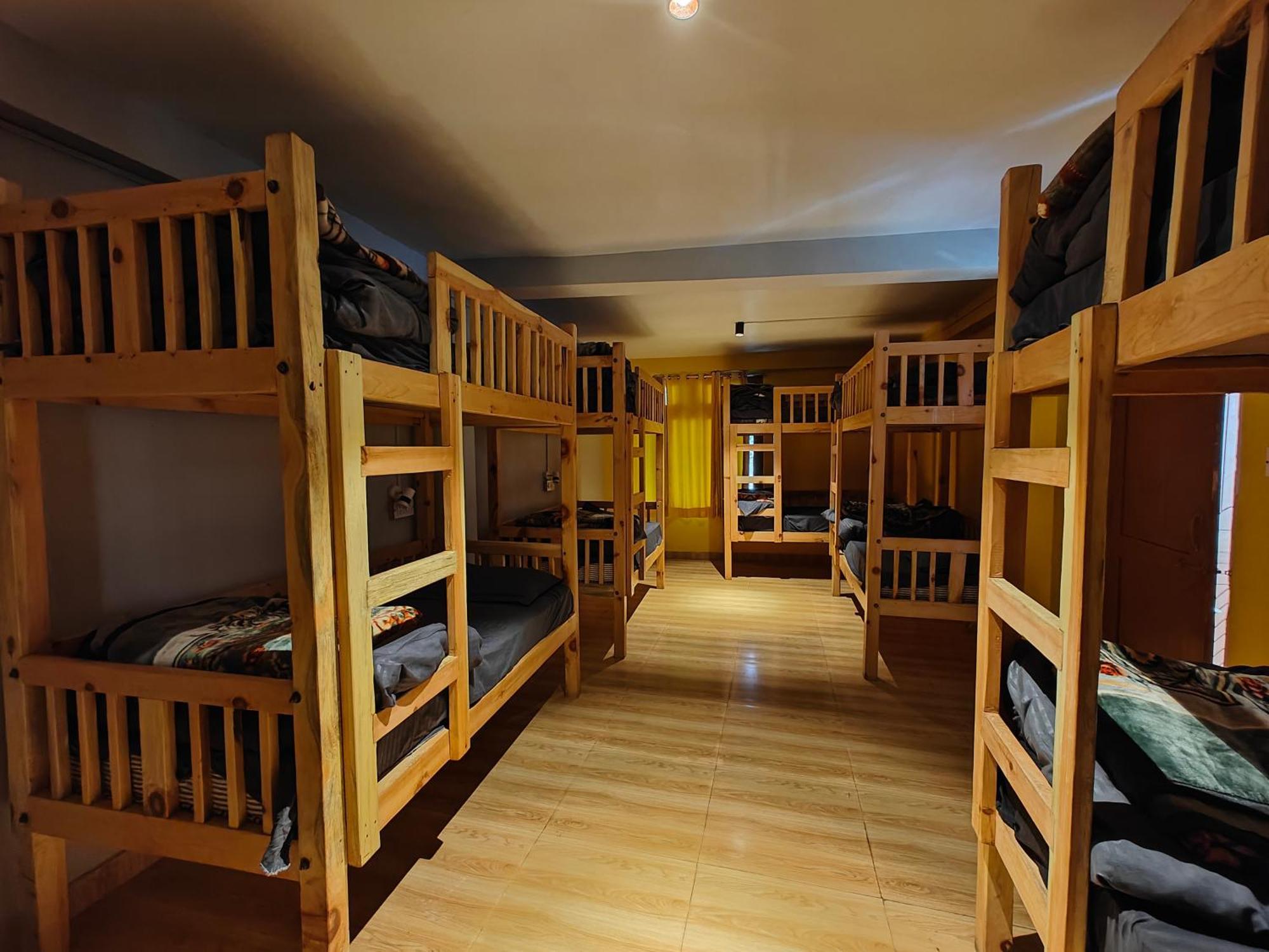 Whoopers Hostel Tosh Εξωτερικό φωτογραφία